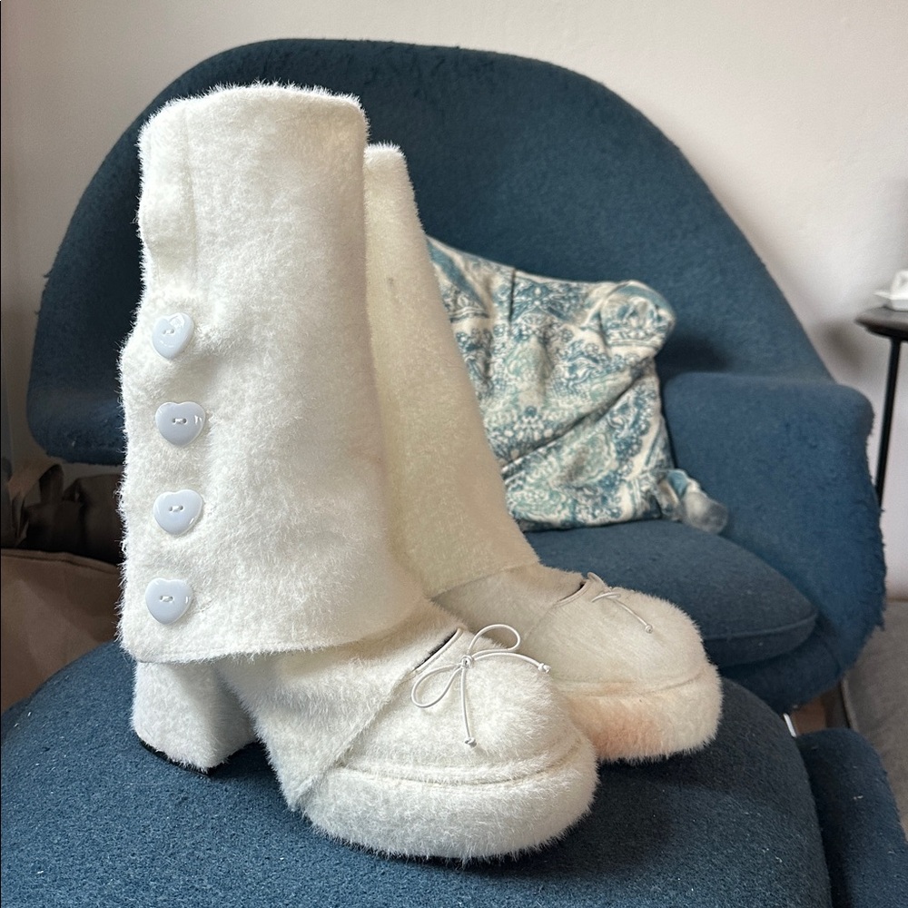 *FLAWED* Dolls Kill Sugar Thrillz White Twirling Perfection Platform Mary Janes